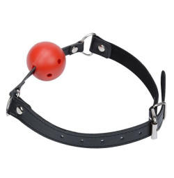 Кляп шар Classic plastic Black and Red,