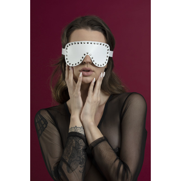 Маска на глаза с заклепками Feral Feelings - Blindfold Mask