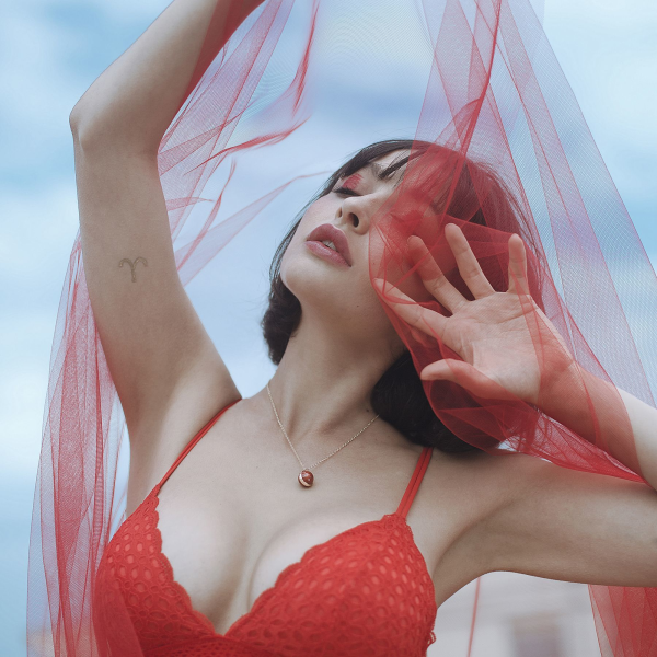 Набор Bijoux Indiscrets HOROSCOPE - Aries (Овен) вибратор на палец, гель для клитора